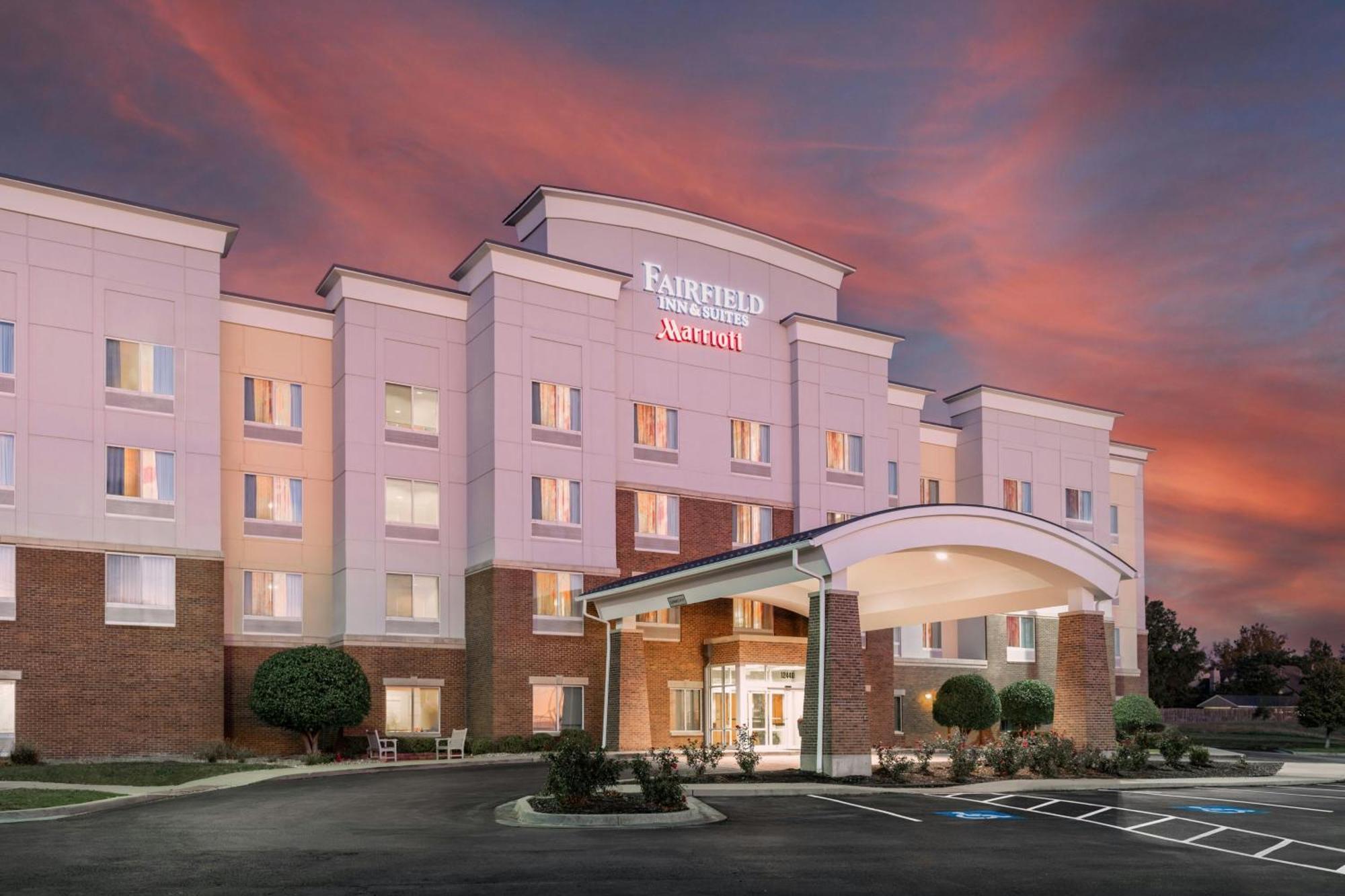 Fairfield Inn & Suites Kansas City Оверленд-Парк Екстер'єр фото